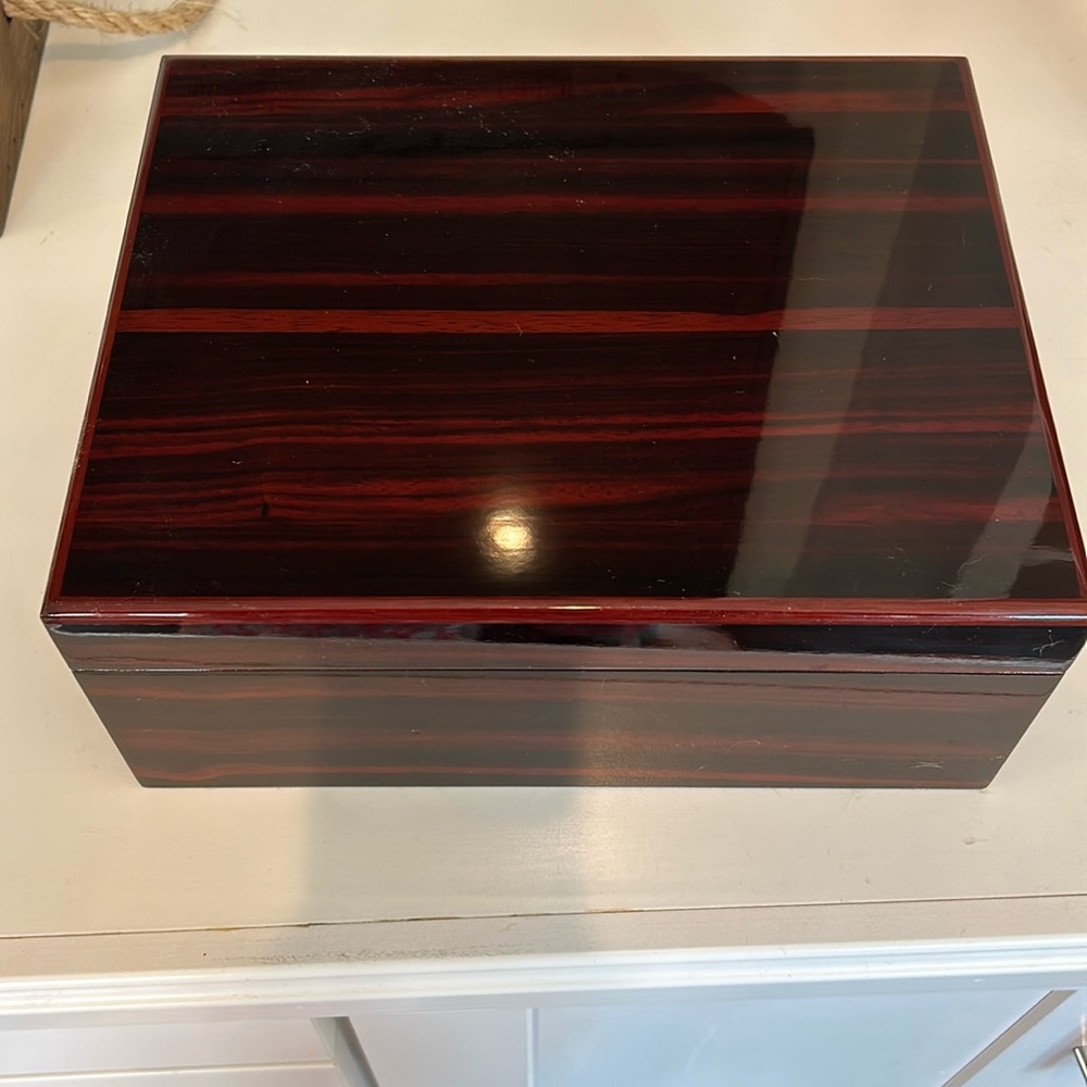 Savoy Cigar Humidor